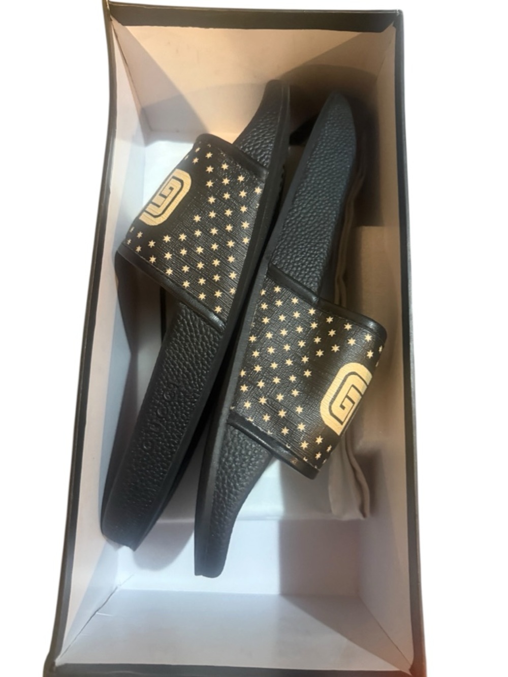 Rubber slides, Gucci x SEGA Guccy Logo Sandals in excellent conditions. - Picture 4 of 12